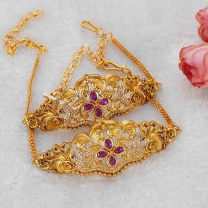 Armlets