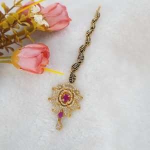 ENAMEL WITH STONES