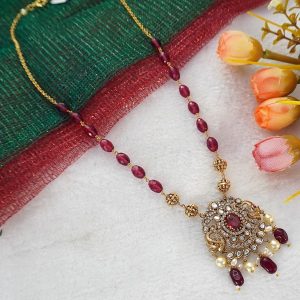 RED BEADS VICTORIAN P SET