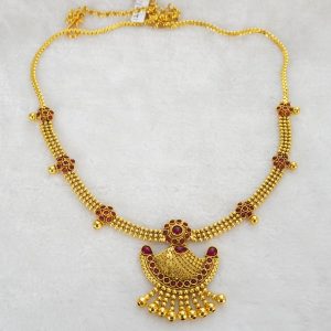 RED GP HIPP CHAIN