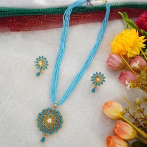 T BLUE BEADS WITH P SET