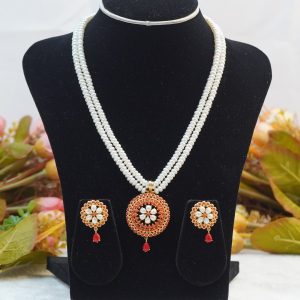 Coral and Pearl Set