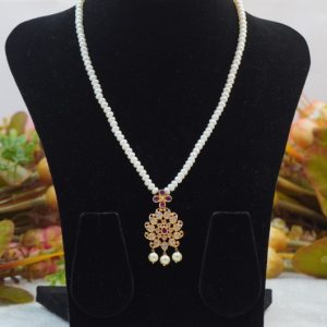 Elegant White Pearl Set