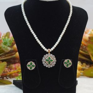 Elegant White Pearl Set