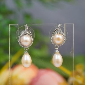 Pink Hanging