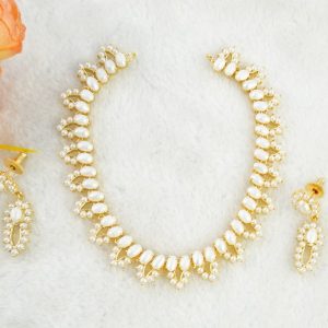 Timeless Pearl Necklace Set