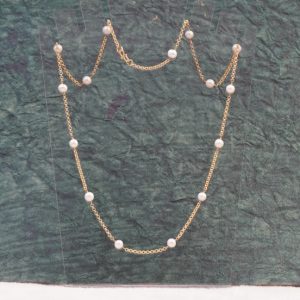Pearls Chain