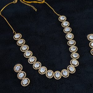 WHITE CZ NC SET