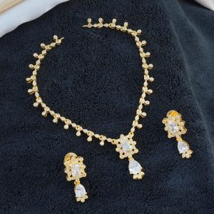WHITE CZ NC SET