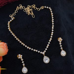 WHITE NC SET