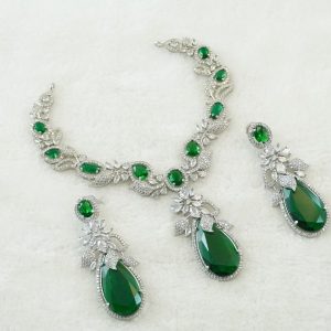 GREEN AND CZ RH NECKLACE SET